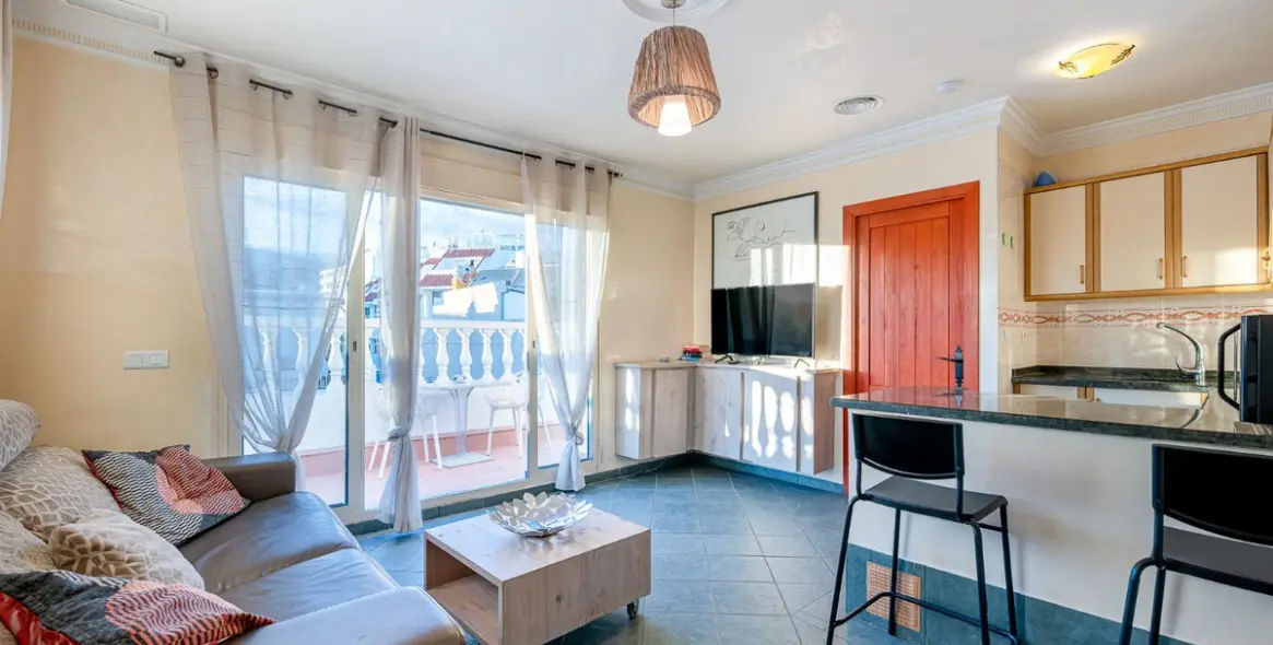 Sale of hotel in Torremolinos 12