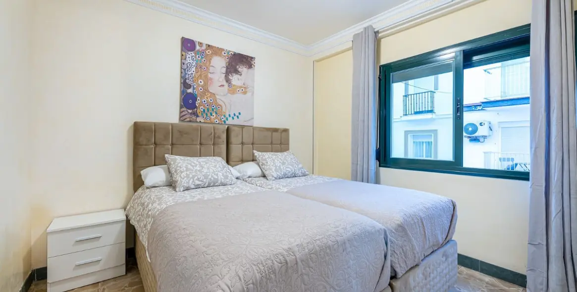 Sale of hotel in Torremolinos 17