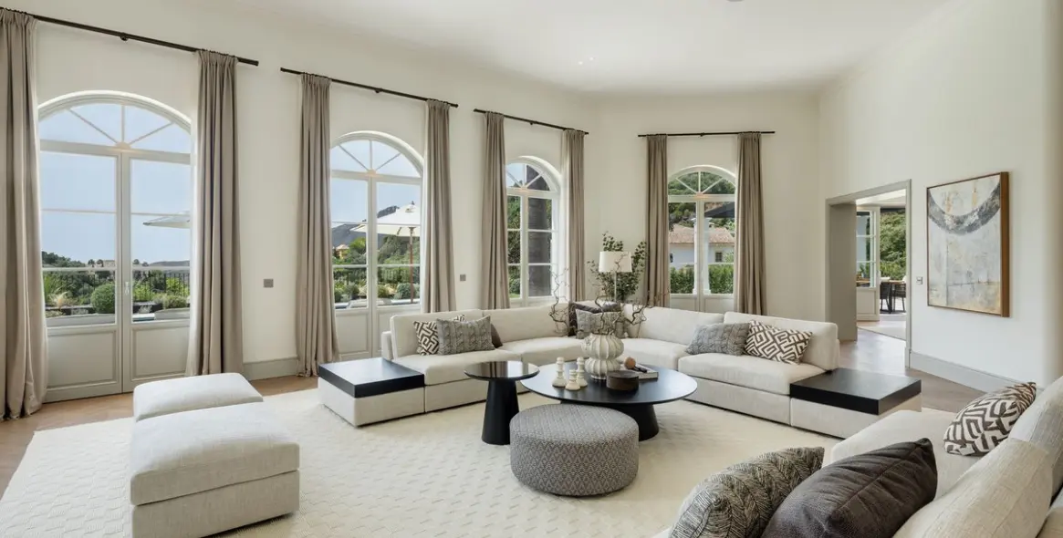 Продажа  отдельно стоящей виллы в Benahavís 26