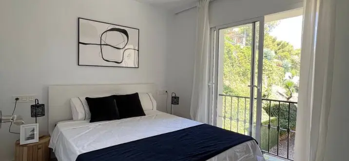 Long-term rent of penthouse in Benahavís 3