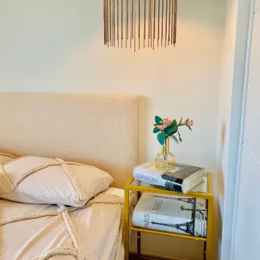 Sale of middle floor apartment in Aloha