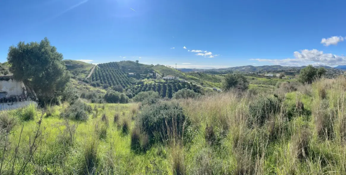 Продажа  жилого участка в La Cala 13