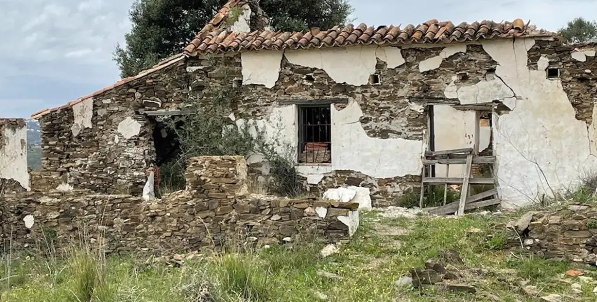 Продажа  жилого участка в La Cala 21