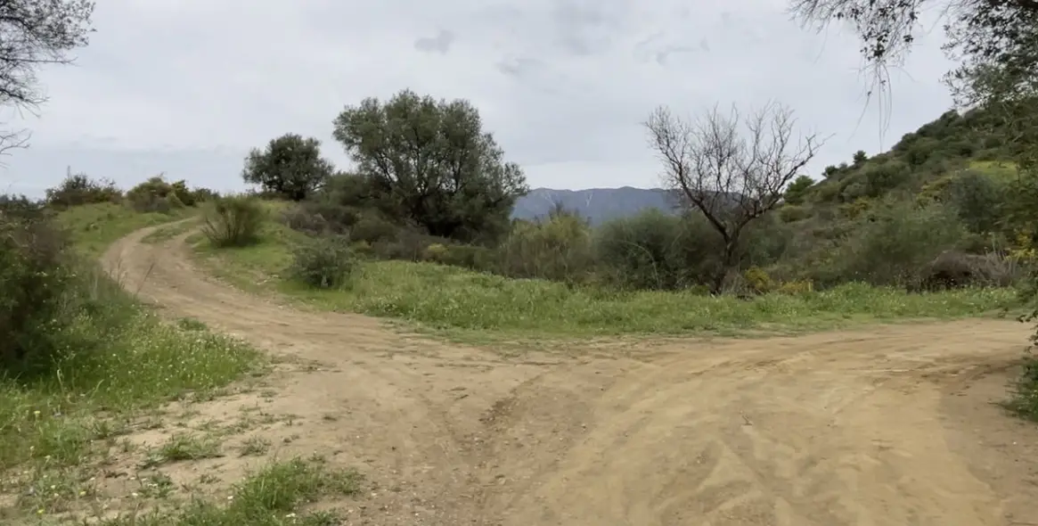 Продажа  жилого участка в La Cala 23