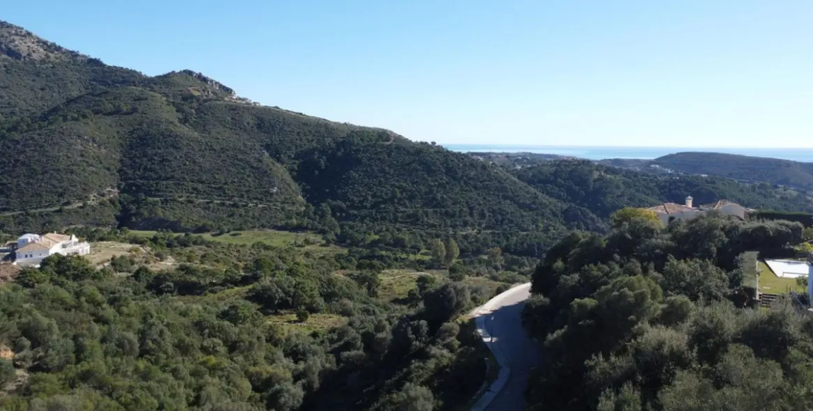 Продажа  жилого участка в Benahavís 5