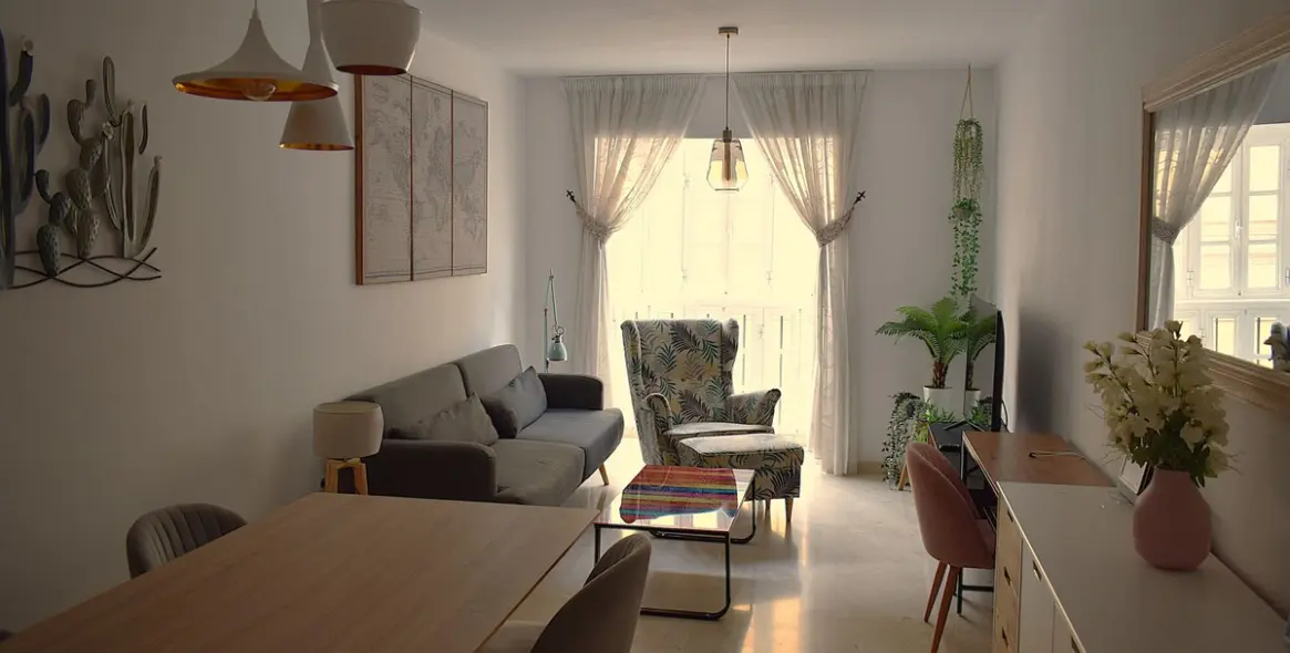 Продажа апартаментов на среднем этаже в Málaga Centro 1