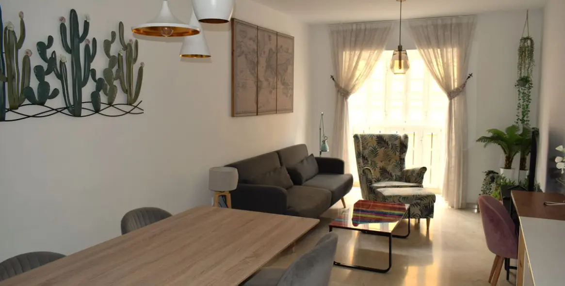 Продажа апартаментов на среднем этаже в Málaga Centro 3