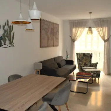 Продажа апартаментов на среднем этаже в Málaga Centro