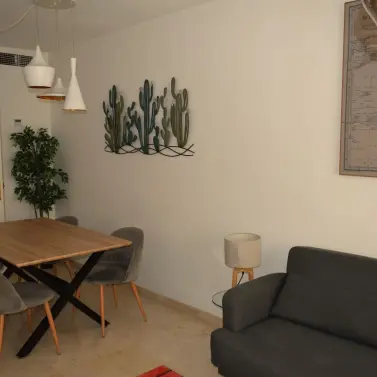 Продажа апартаментов на среднем этаже в Málaga Centro