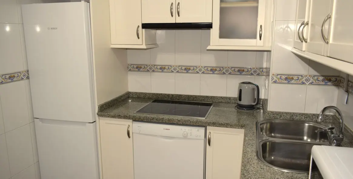 Продажа апартаментов на среднем этаже в Málaga Centro 10