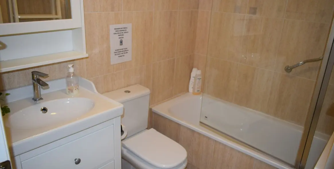 Venta de apartamento en planta media en Málaga Centro 24