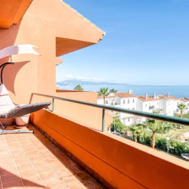 Sale of penthouse duplex in La Duquesa