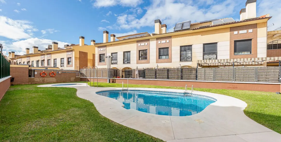 Продажа таунхауса в Churriana 2