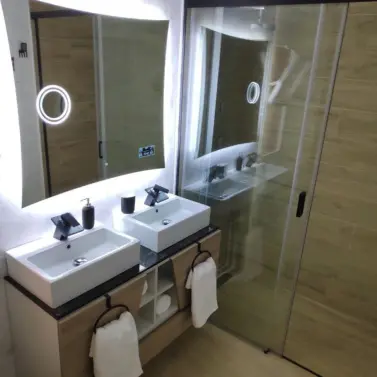 Продажа апартаментов на среднем этаже в Marbella