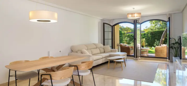 Sale of ground floor apartment in Los Arqueros 2