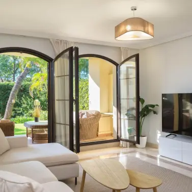 Sale of ground floor apartment in Los Arqueros