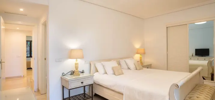 Sale of ground floor apartment in Los Arqueros 4