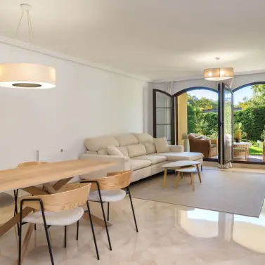 Sale of ground floor apartment in Los Arqueros