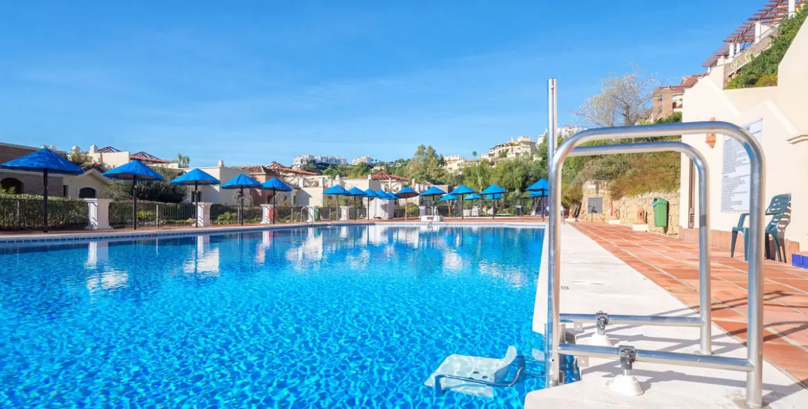 Sale of ground floor apartment in Los Arqueros 24