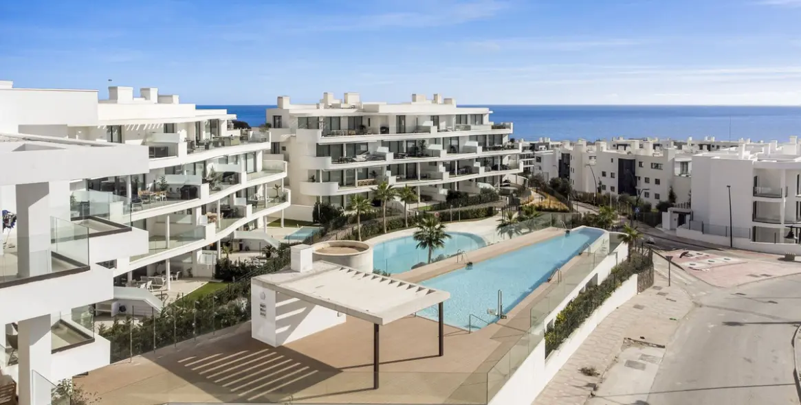 Sale of ground floor apartment in Fuengirola 24