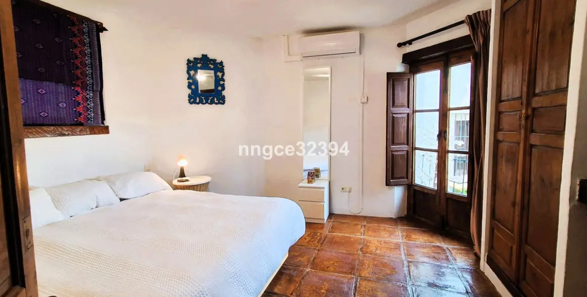 Продажа дома на две семьи в Benahavís 16