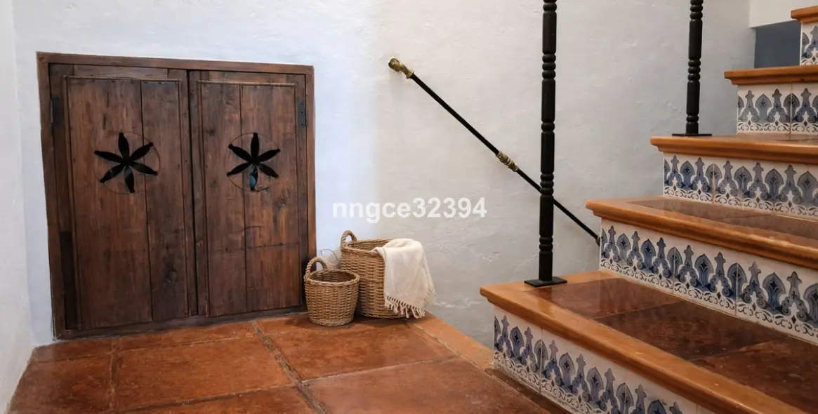 Sale of semi-detached house in Benahavís 32
