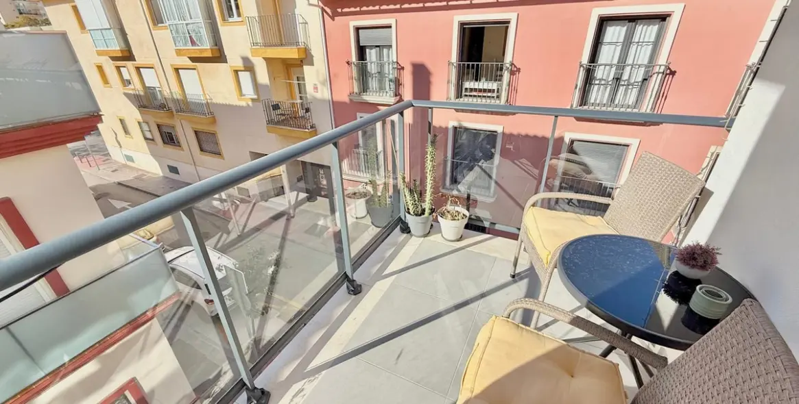 Sale of middle floor apartment in Los Boliches 2