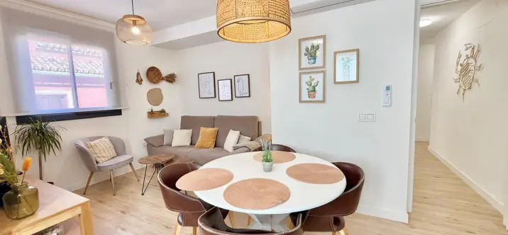 Sale of middle floor apartment in Los Boliches 2