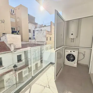 Sale of middle floor apartment in Fuengirola