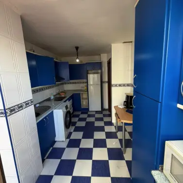 Sale of middle floor apartment in San Luis de Sabinillas