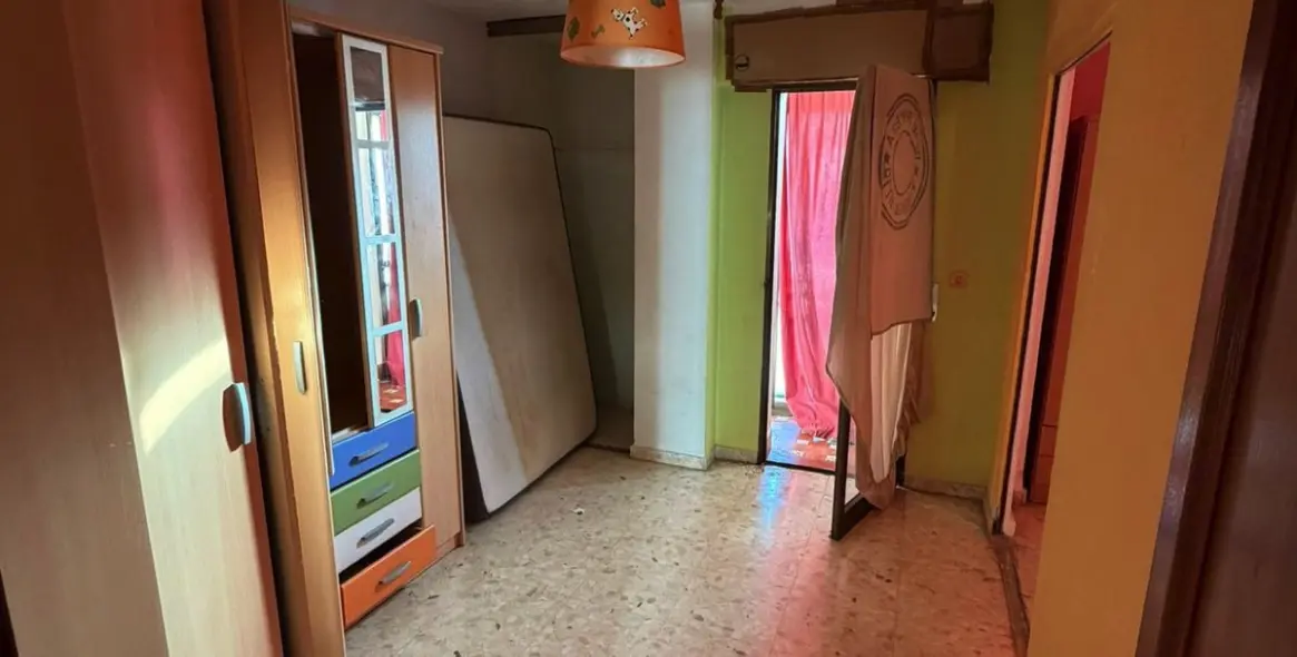 Venta de apartamento en planta media en San Luis de Sabinillas 23