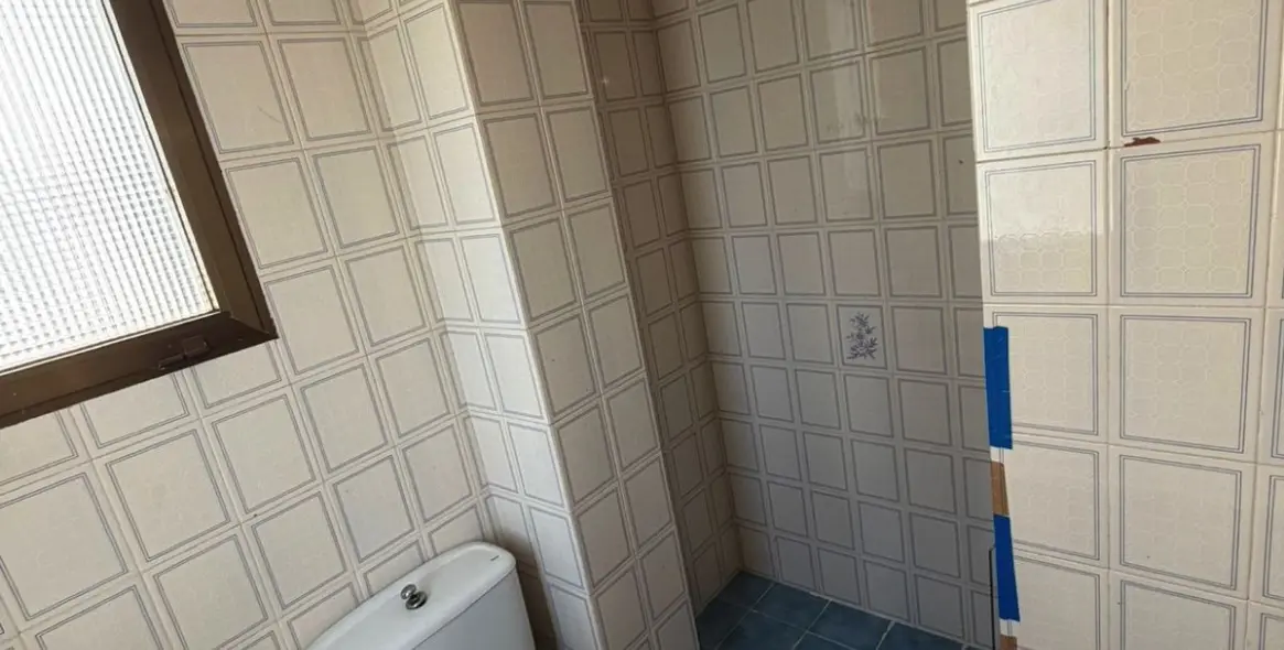 Venta de apartamento en planta media en San Luis de Sabinillas 34