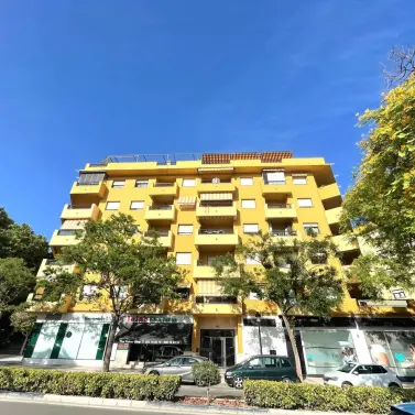 Продажа апартаментов на среднем этаже в San Pedro de Alcántara