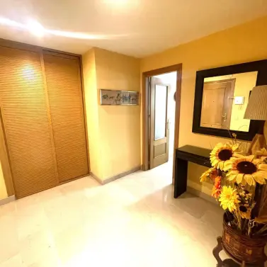 Продажа апартаментов на среднем этаже в San Pedro de Alcántara