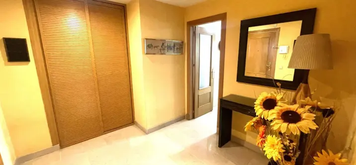 Продажа апартаментов на среднем этаже в San Pedro de Alcántara 1