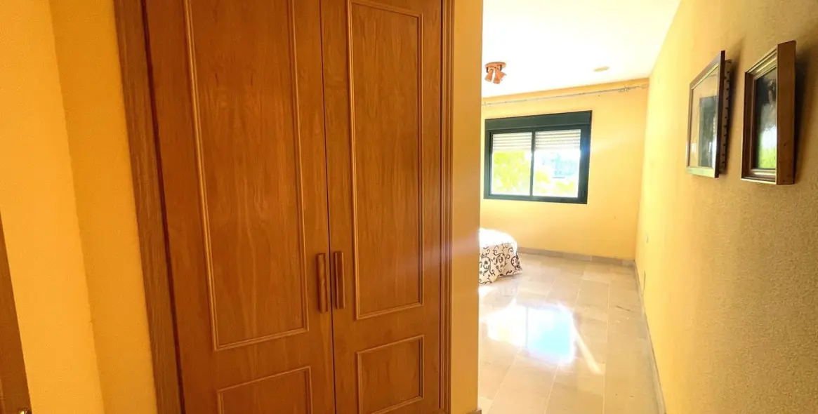 Продажа апартаментов на среднем этаже в San Pedro de Alcántara 12