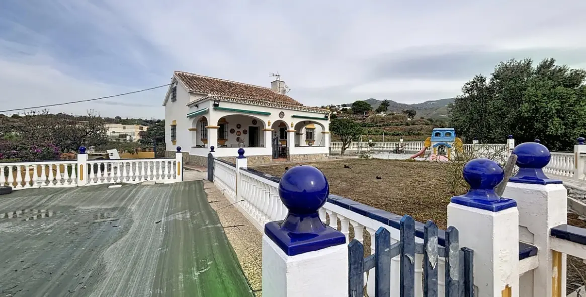 Sale of semi-detached house in Vélez-Málaga 2