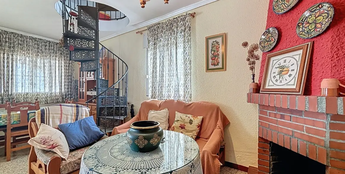 Sale of semi-detached house in Vélez-Málaga 10