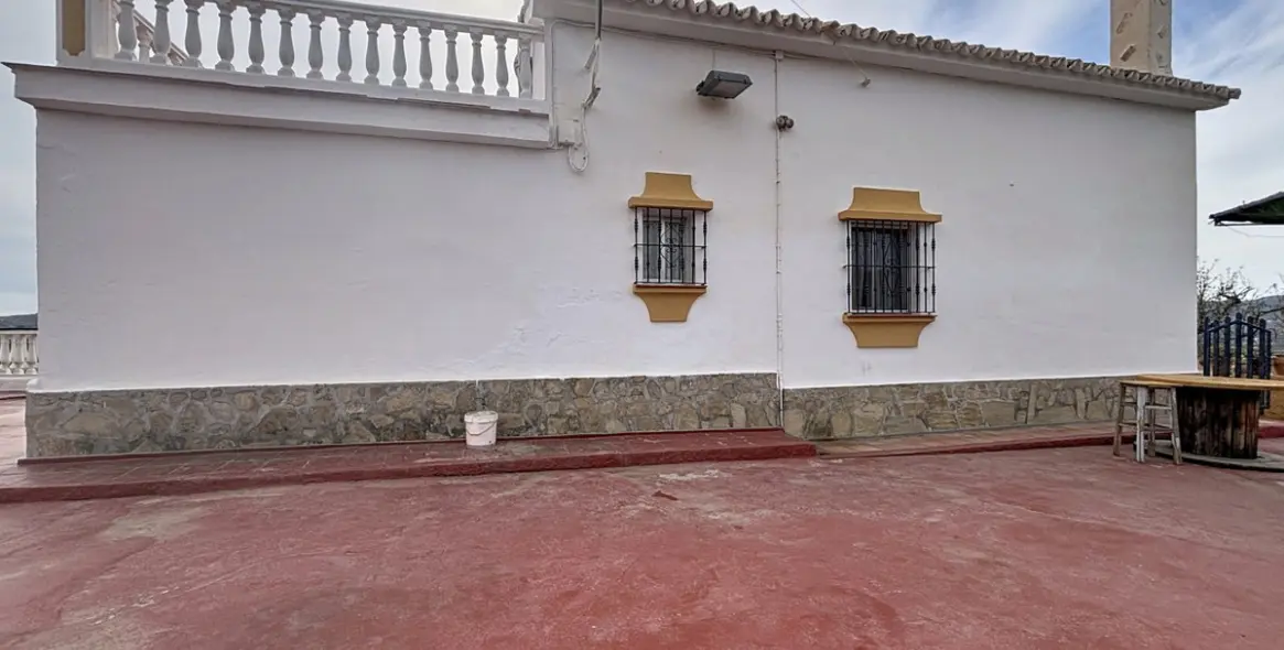 Продажа дома на две семьи в Vélez-Málaga 34