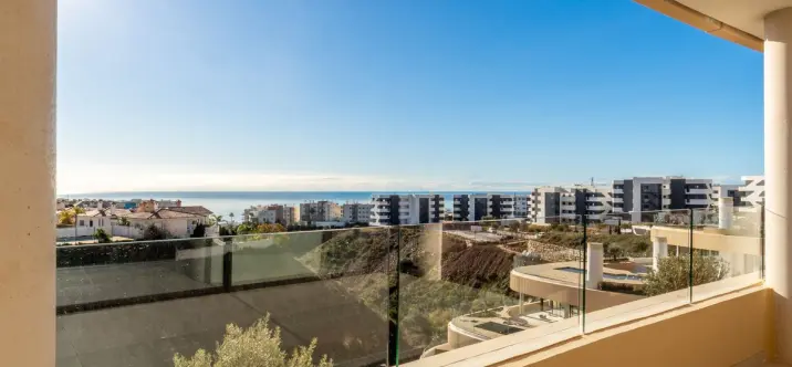 Продажа апартаментов на среднем этаже в Fuengirola 4