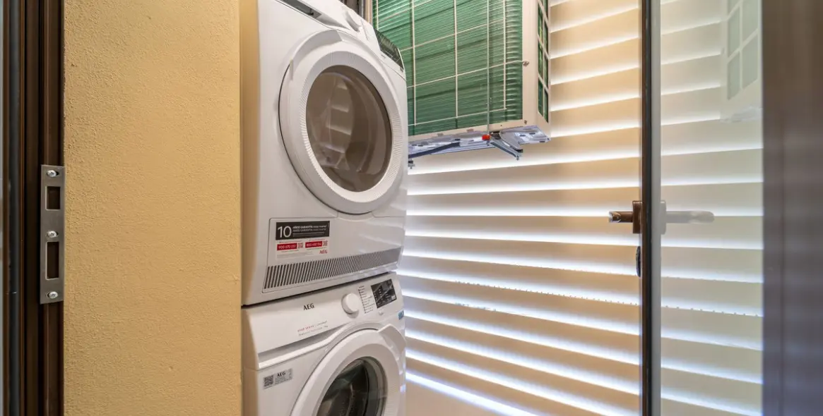 Продажа апартаментов на среднем этаже в Higueron 25