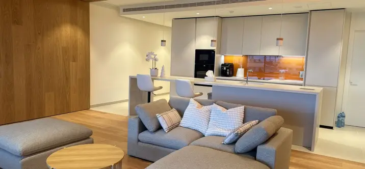 Venta de apartamento en planta media en Fuengirola 2