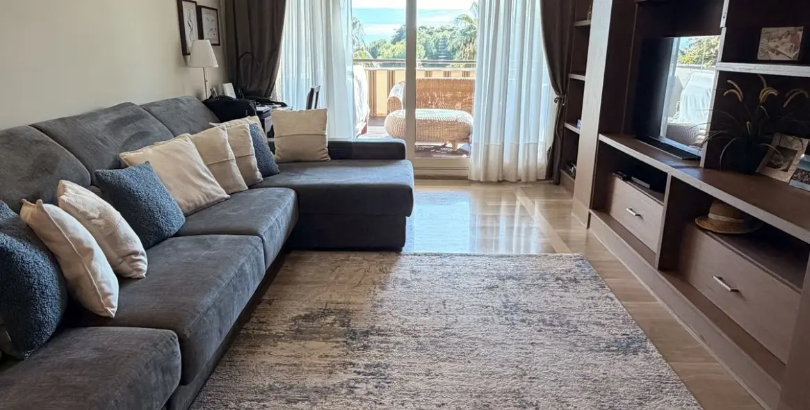 Продажа апартаментов на среднем этаже в Sierra Blanca 3