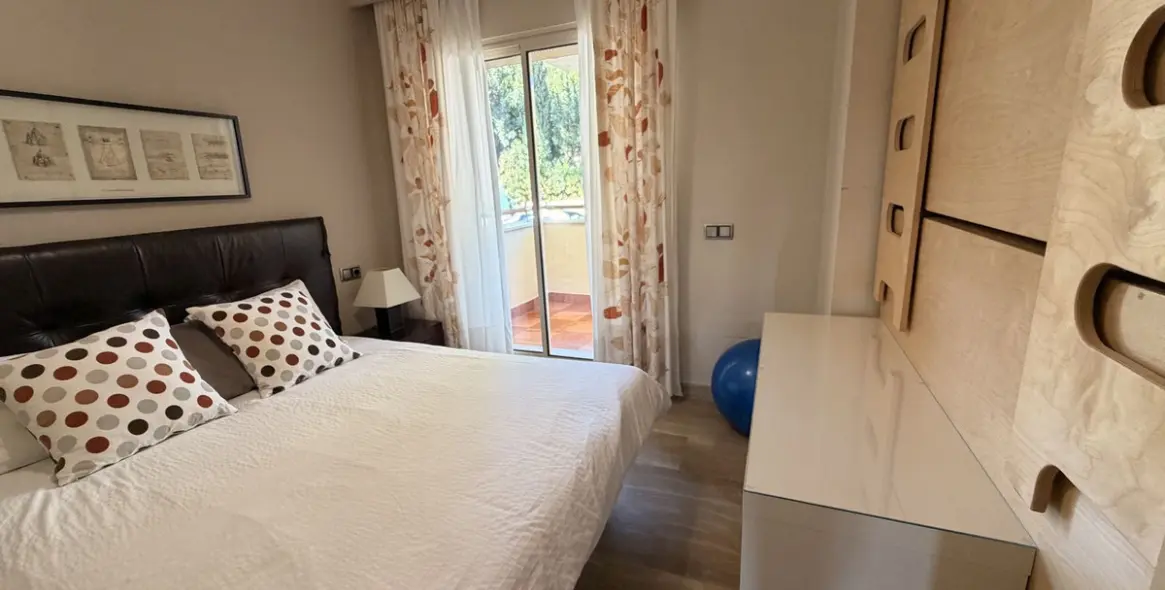 Продажа апартаментов на среднем этаже в Sierra Blanca 14