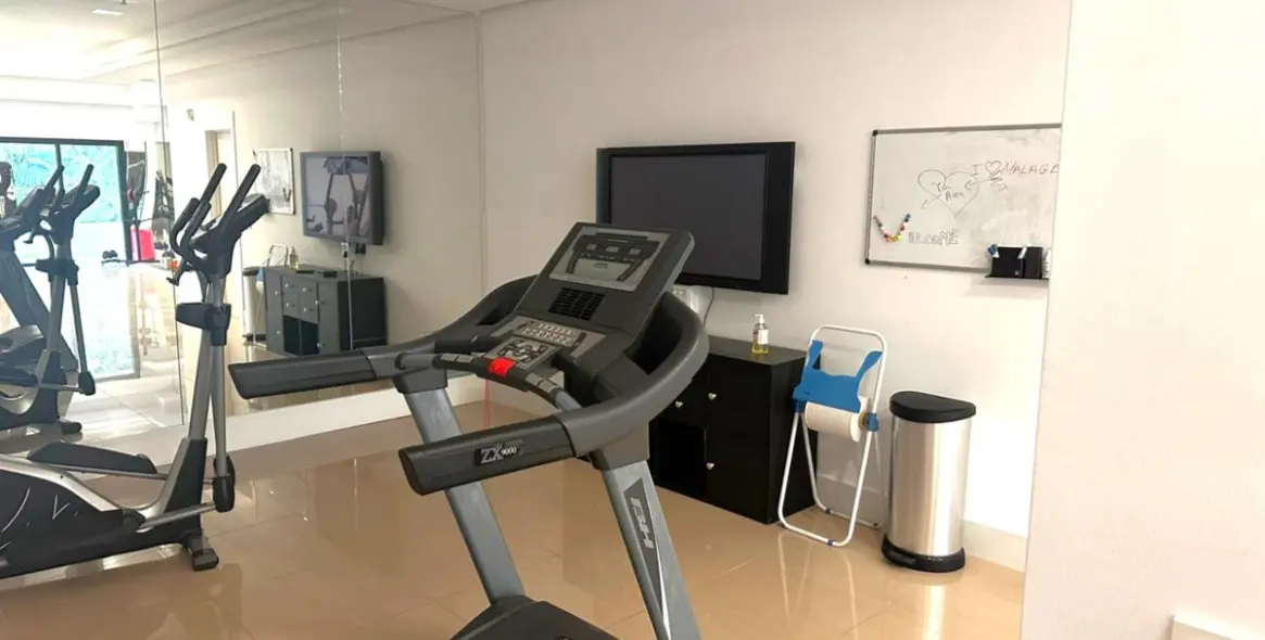 Продажа  отдельно стоящей виллы в Alhaurín de la Torre 16