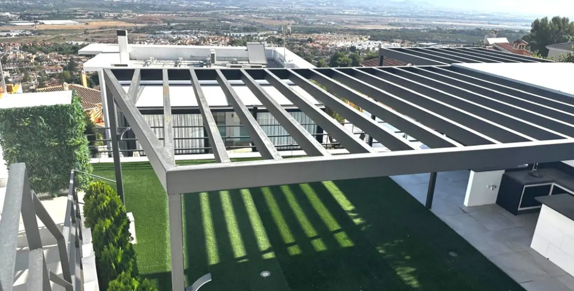 Продажа  отдельно стоящей виллы в Alhaurín de la Torre 28