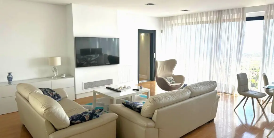 Sale of detached villa in Alhaurín de la Torre 7