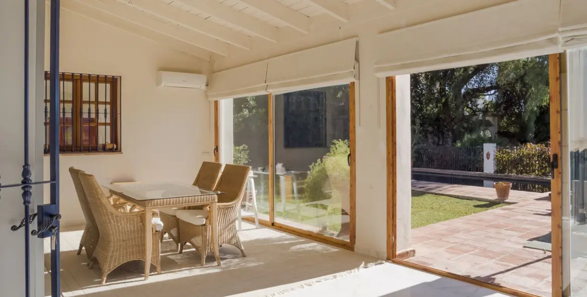 Sale of detached villa in El Madroñal 18