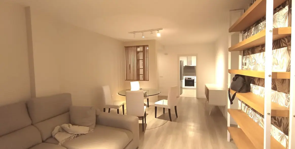Sale of middle floor apartment in Nueva Andalucía 4