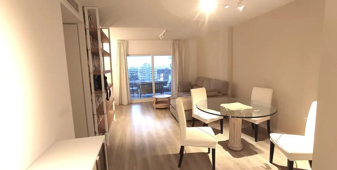 Sale of middle floor apartment in Nueva Andalucía 5